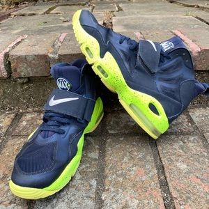 Nike Air Max 2 Express Sneakers